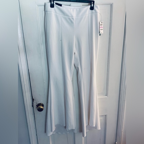 INC Bright White Super Flare Tulip Pants NWT - Picture 14 of 15